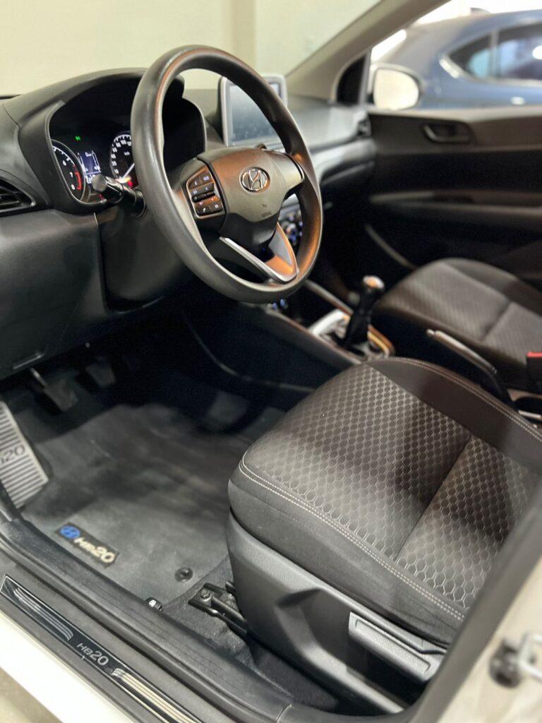 e043ddb9-7e70-45a1-b083-6f5399bab3dd